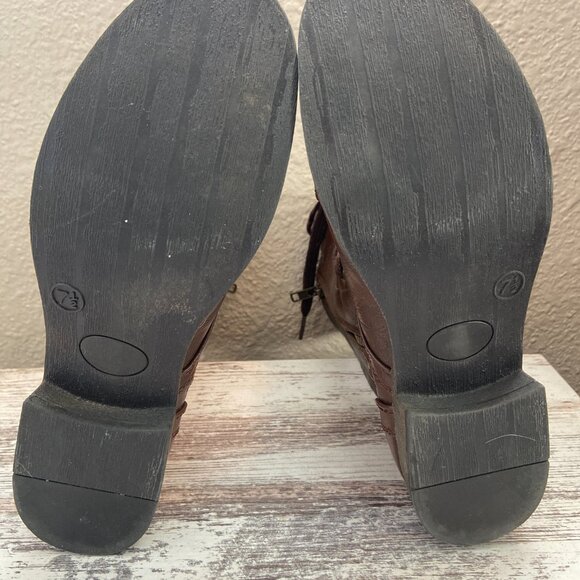 Brown Casual Combat Boot by Mossimo Supply Size 7.5 - Picture 5 of 6